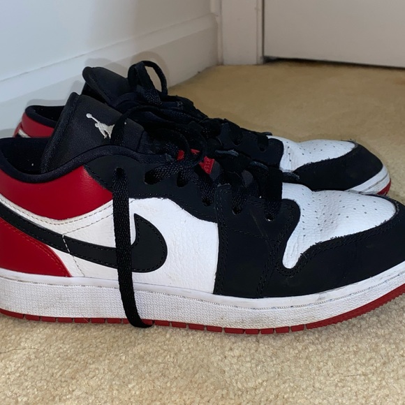 COPY - Air Jordan 1’s “black toe” - Picture 2 of 7